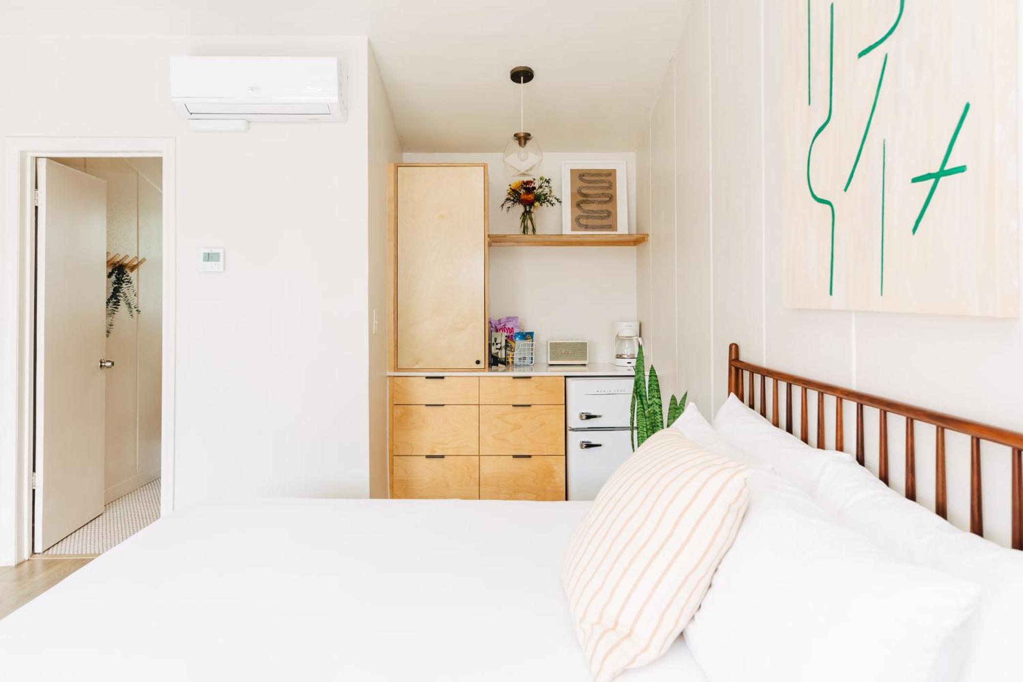 The Green Room Hotel أوسيانسيدي، سان ديغو، كاليفورنيا الغرفة الصورة